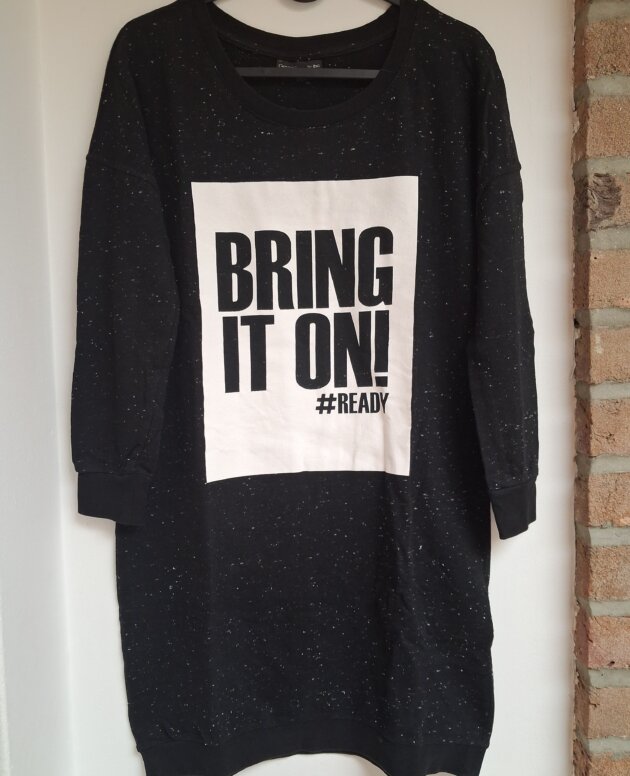 Robe pull noire et blanche ML JBC XS (+/- 12 ans)