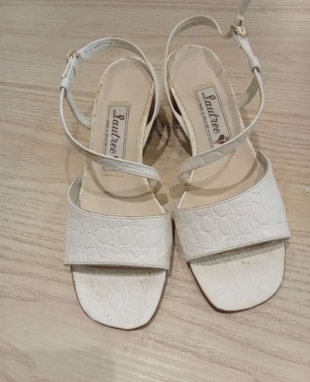 sandales blanches Pt 38