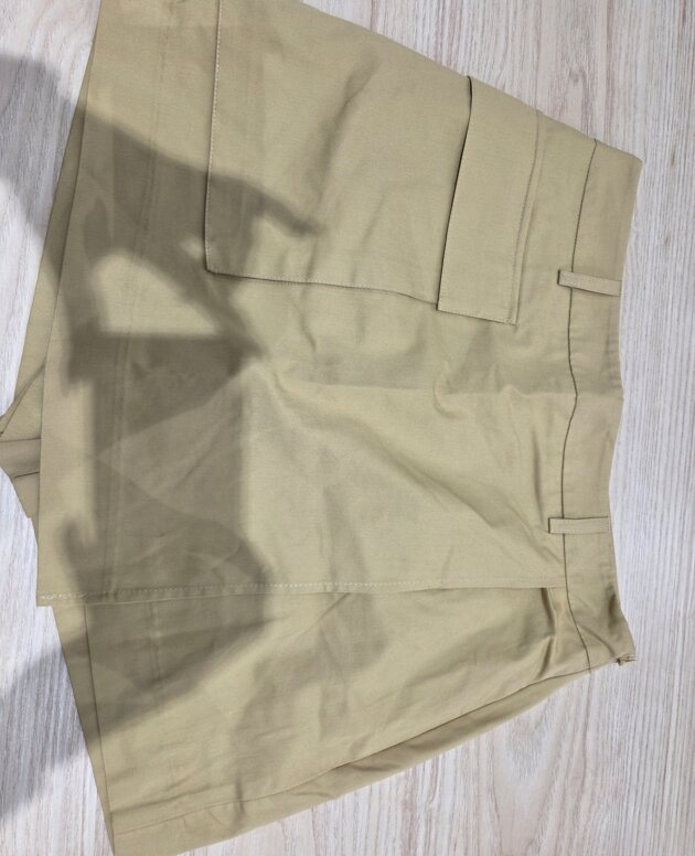 Shorts beige Taille 38
