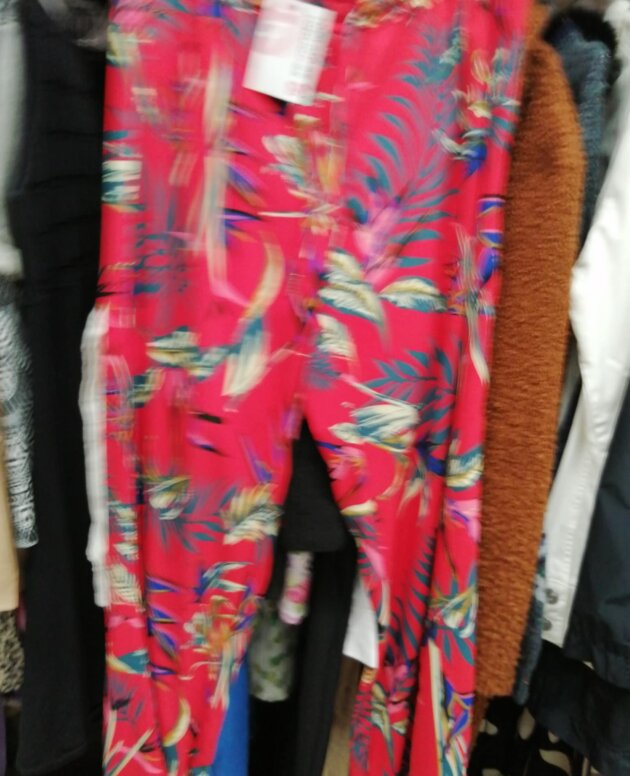 pantalon rouge motifs Kiabi 42