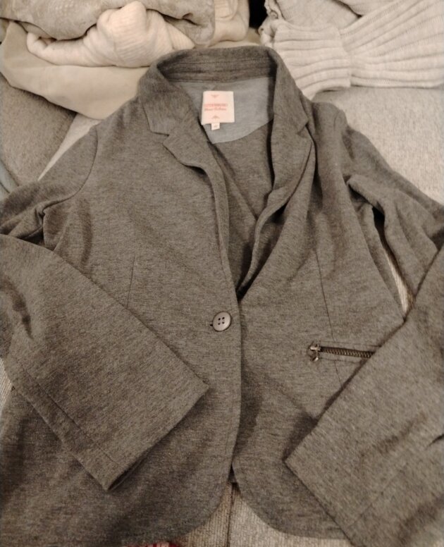 Veste grise taille 40