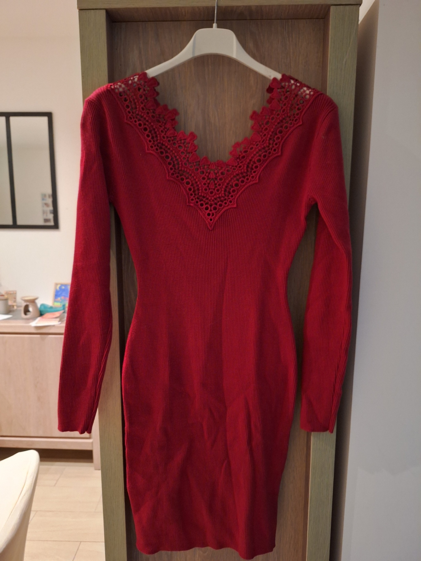 Robe rouge manche longue